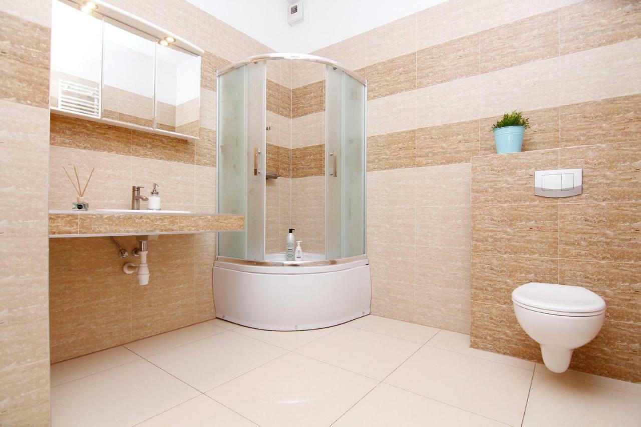 Blue River - Walonska 7 - Apartment With Garden Вроцлав Екстер'єр фото